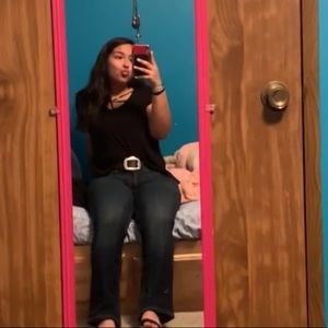 Meet your Posher, Karla